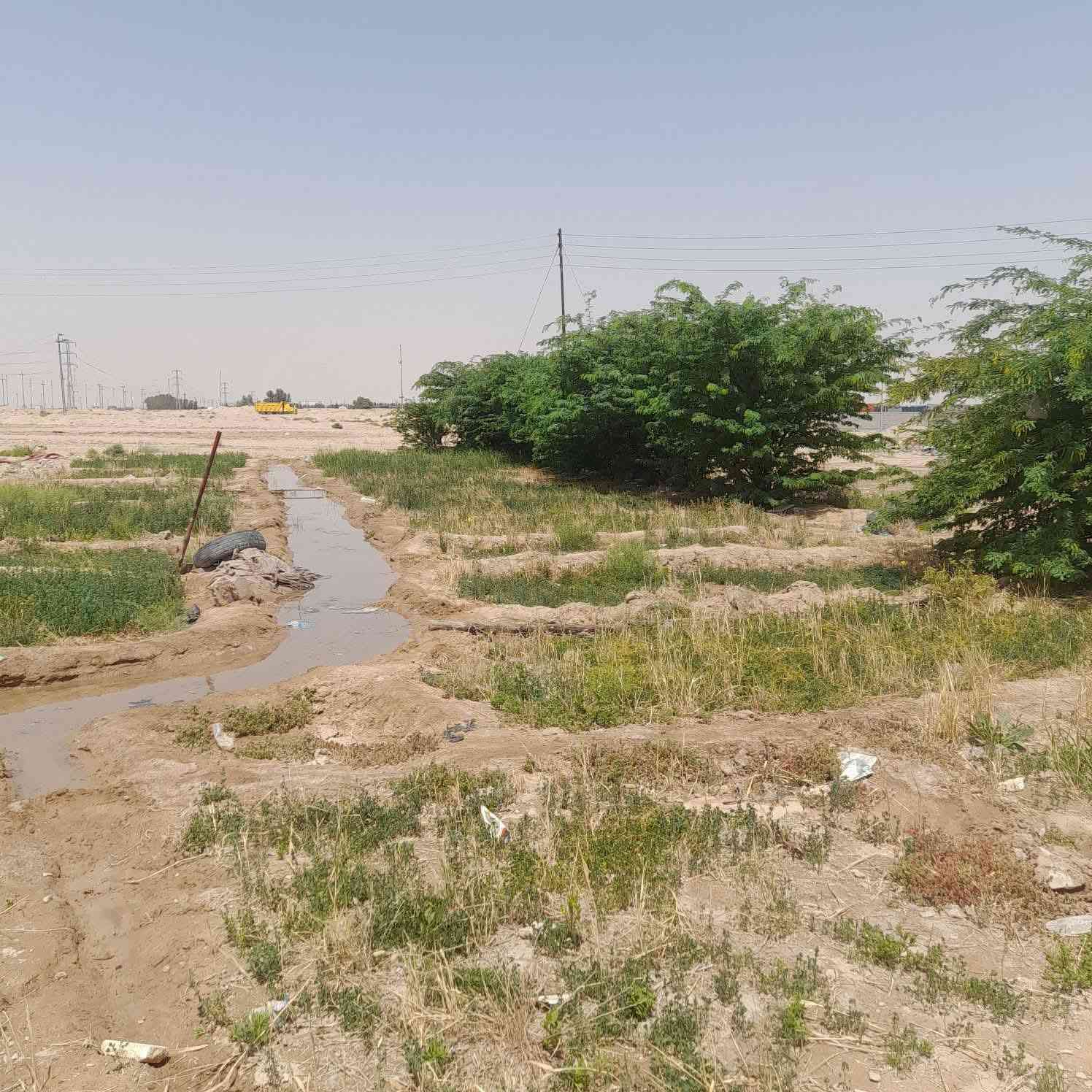 سنتر للبيع مع كوفي مع كافتريا مع غرف ايجار 3 مع ساحه كراج مع محطه غسل ومحل بنجر وأرض دونمين للاستفسار ***********
