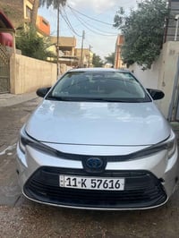 كورلا هايبرد موديل 2024 وارد امريكي ضربة خفيفة بدون صبغ بس بارد الجامل...