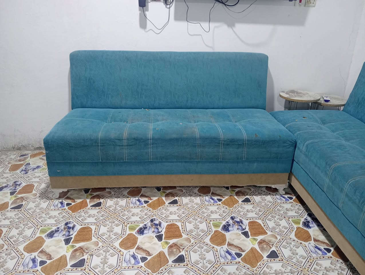 قنفات البيع العنوان البصرهالموافقية راقم الهاتف ***********

