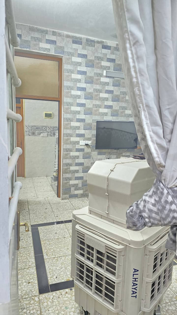 بيت للبيع حي اور قرب مخبز روعه.    ٨٠ متر.  طابق واحد  
***********
