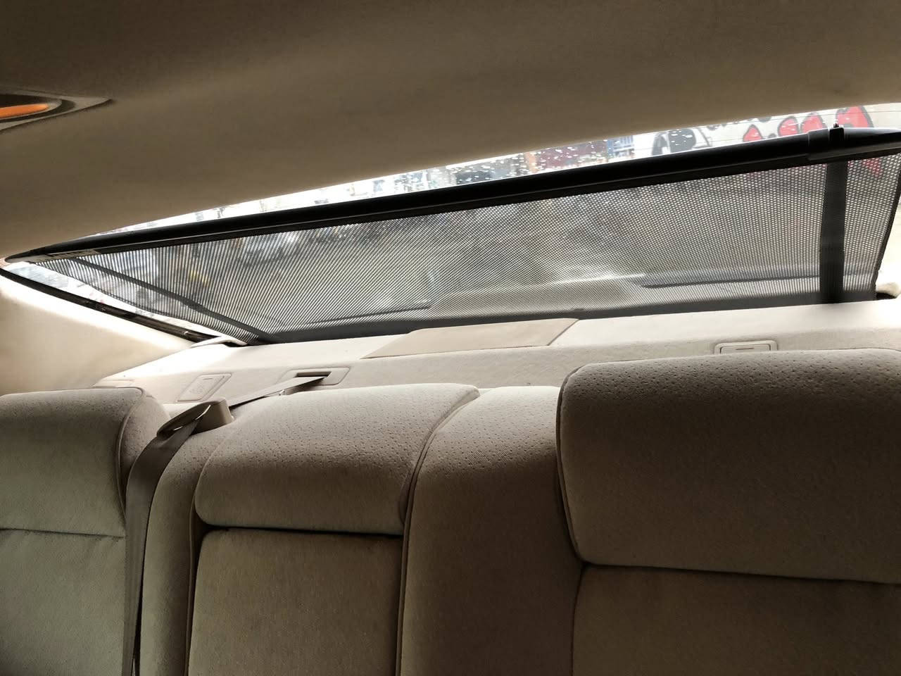 شاهینە ٢٠٠٧ بڕاوە بەحری
مەکینە بچوکی گێڕگەورە ١٨٠ 
ناوزەرد بەسمە رەساسی 
سارد گەرم بەستراوە جام هەڵگیراوە بێدرزو تەقیوی
کونی گەرمی گیراوە چرکەی نیە 
سەقفی شوشەی داژبولی زۆر جوان 
کامل حەمامی مەکینە سندوق بەرگی دەرگاکان 
سەیارەی ماڵە بەس تایەی زەعیفە 
لە سەیدسادقە 
0750 129 21 52
