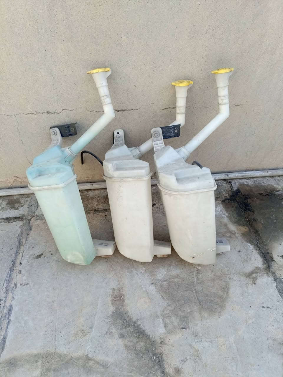 دعامية أمامي رينو فلونس كامل 100الف
طبكة راديتر كامل رينو فلونس كامل 100الف
دبة ماسحة زراك رينو فلونس 
بك لايت رينو فلونس 
بك لايت رينو سافران 
توصيل كافة محافظات ***********
