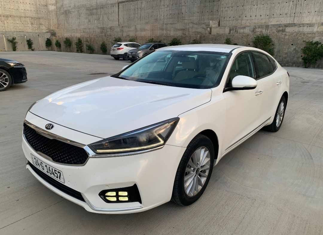 1_كيا كادينزا خليجي  2018 فول مواصفات 
2-كير محرك كبس ضمان شركة ممفتوخ
3-حجم محرك 3.3. ستة سلندر V6
4-سيارة خليجي 4قطع بغ بدون داخل بدون ارباك بدون دواخل سيارة نضيف خليجي 
5-ماشي سيارة 200الف كيلومتر 
6-سحر سيارة 168مجال قليل
7-تحويل وكالة نفسي اليوم *********** أربيل, العراق
