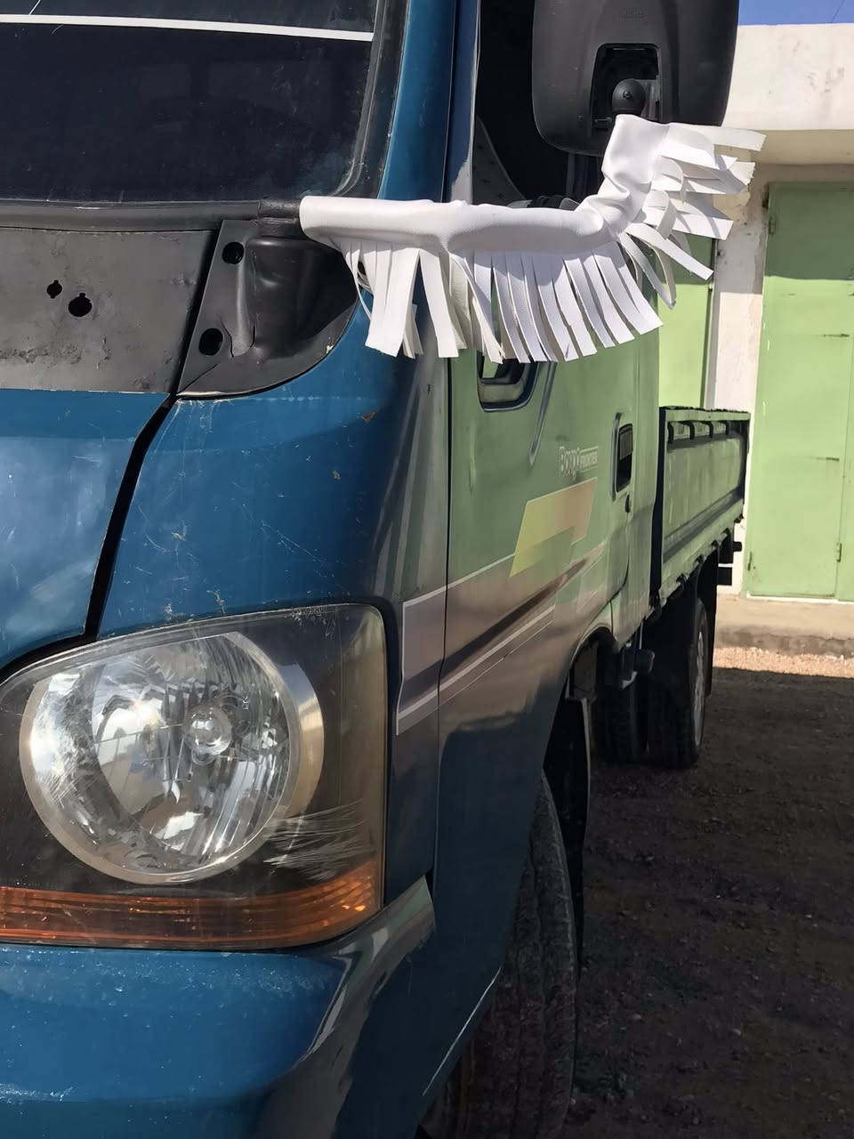 سلام عليكم ام عيون موديل 1999 نضيفه رقم الانبار تحويل مباشر سنويه بعدهه ماصاقطه مكان الانبار الرمادي رقمي ***********
