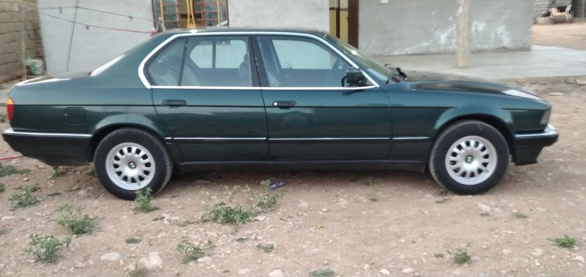 السلام عليكم بيم البيع حجم 735 موديل 90 تحويل فول فول تفاصيل أكثر التصال على الرقم ***********، ***********
