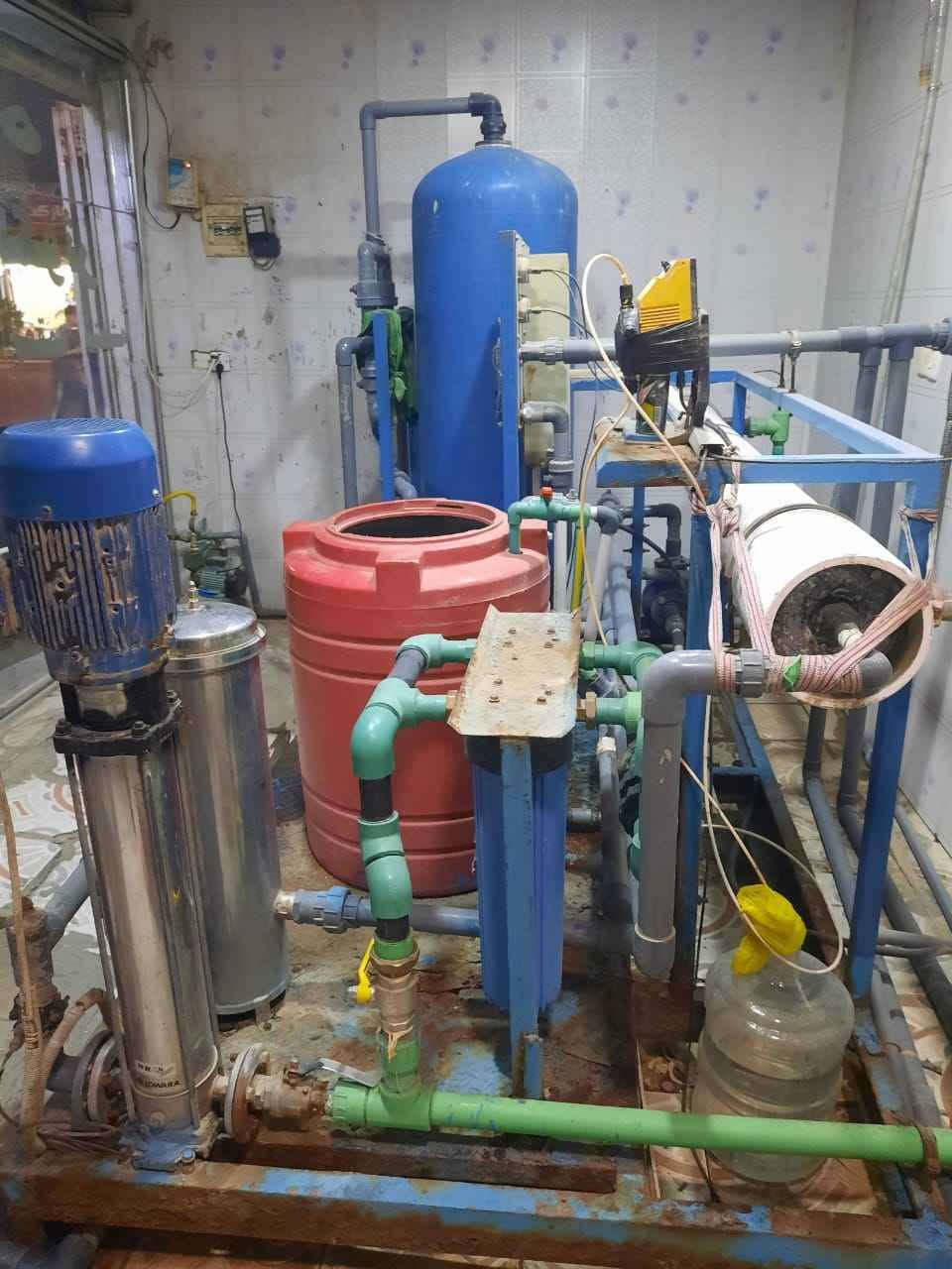 السلام عليكم 

 محطة تصفيه مياه للبيع شغاله كلشي  ما بيها ع فحص ويجي وياها تانكي حجم 7000 لتر مع كامل ملحقاتها 
 *********** 

العنوان : كربلاء ركن حي الأطباء مقابل النصر 14 ركن الشارع المؤدي إلى الدفاع المدني كربلاء, العراق

