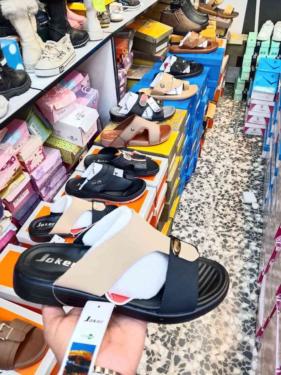 عروضضضض نارررر🔥🔥🔥🔥🔥🔥🔥🔥
سعر القطعه قبل 25 الف ❌❌
سعر حالياً 15 الف وقطعتين 25 الفف ✔️✔️✔️
بيع فقط داخل محل 
عنوان/ بسمايه الشارع العام مقابيل بيت بيوتي مجمع الباشا للاحذيه


**إذا كنت صاحب هذا الإعلان وتريد حذفه لأي سبب، رجاءا أرسل رسالة إلى الدعم الفني**