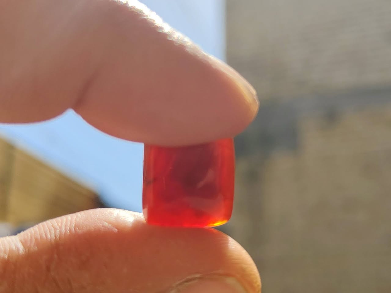 عقيق يماني انسي كرزي 🍒 طبيعي غير معالج بذمه طبيعي حرر تقطيع مربع السعر 40  الف للطلب ***********
