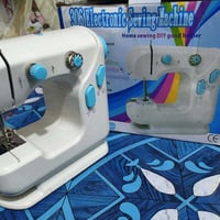 مكينة خياطة • ملحقات كاملة