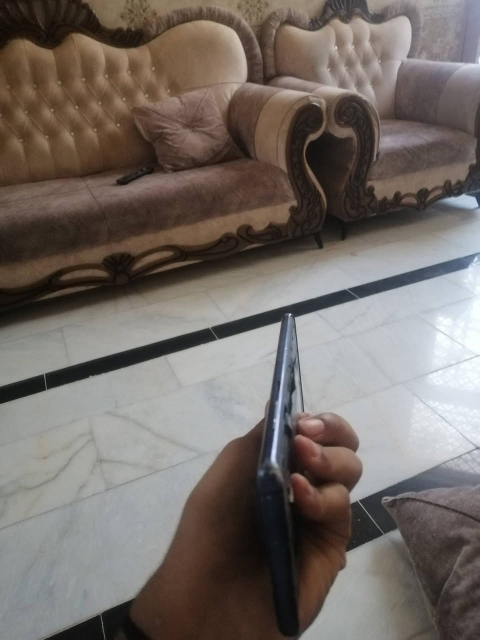 سلام عليكم
عندي جهاز اسمه موت تسعه شغالبي بس فطر بل شاشه وماماثر عله لمس  وضهر ماكو جهاز استخدام قليل سعره 90وبي مجال جهاز بطاريه بلادي واي خللمابيه من دون قلم جهاز 100هزتز

تواصل *********** واتساب الي حب خلي يراسلني 

عنوان:حولي 100حي خلاص

                             واهلن بيكم جميعن
