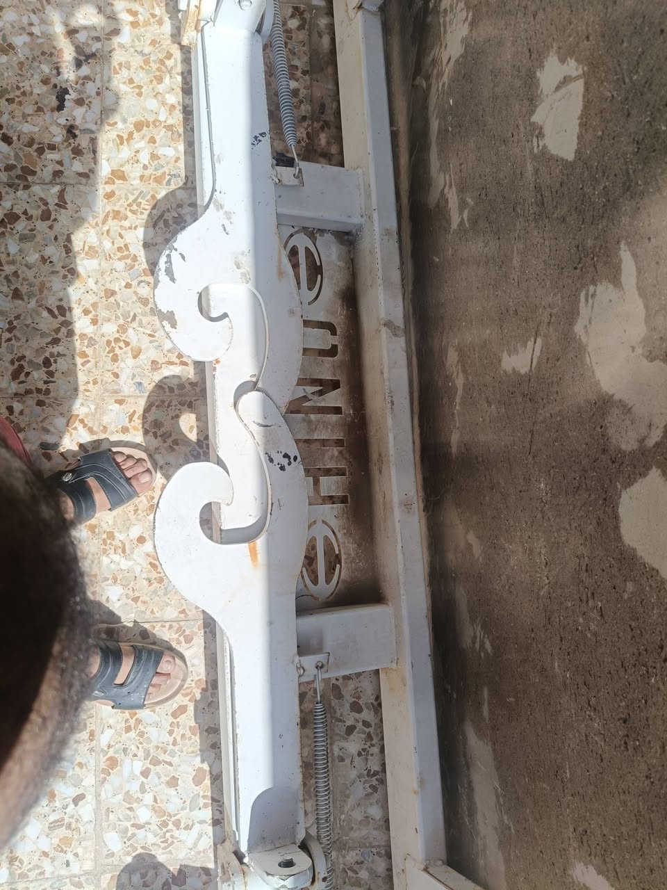 جهاز حاويات للبيع ***********
