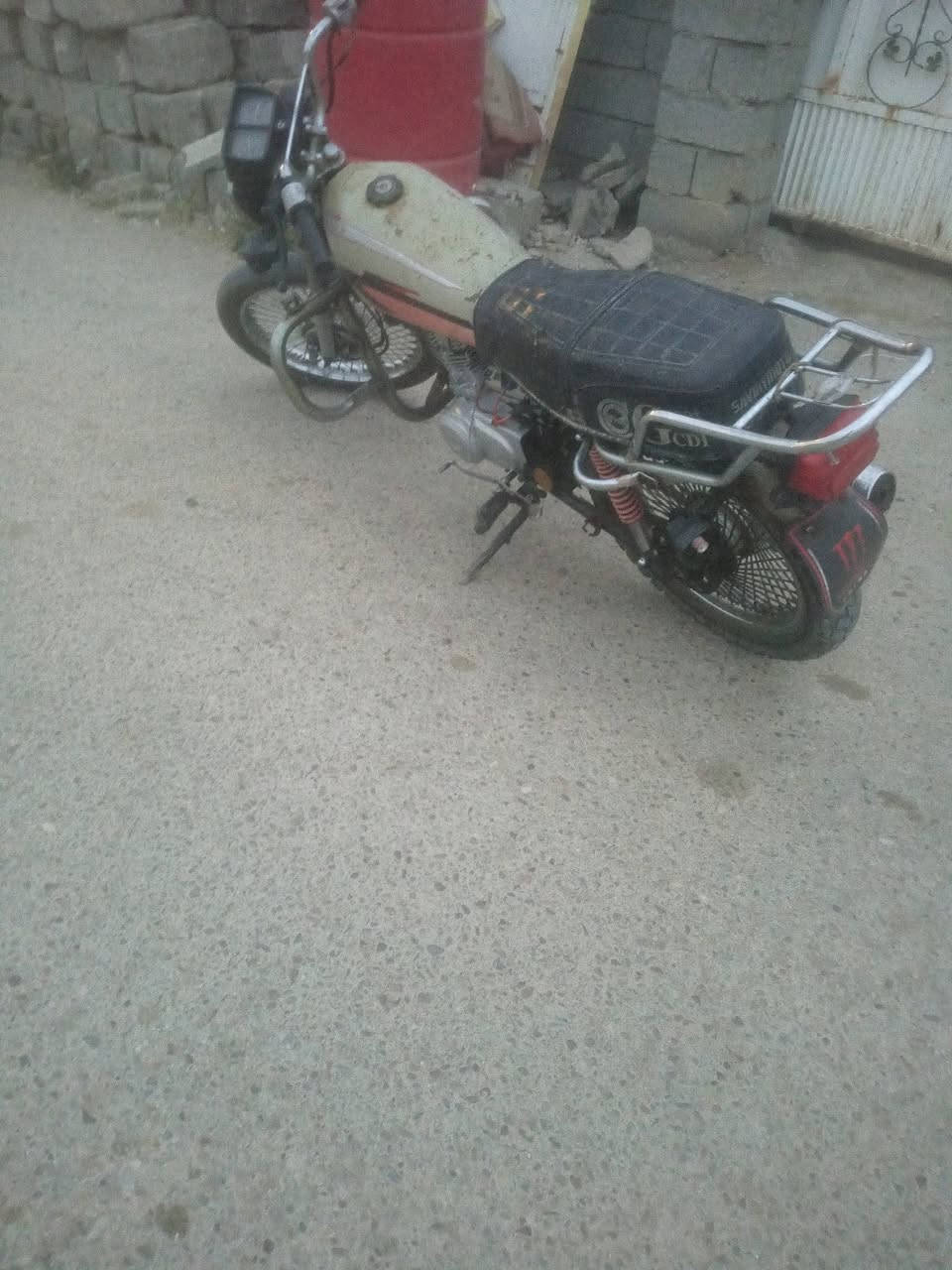 ايرانيه للبيع مكينه جديده بغداد الشعب ***********
