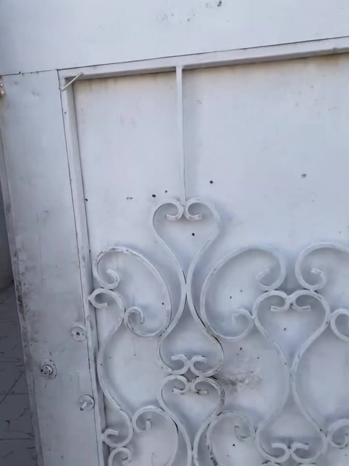 مشتمل للبيع  صب مسلح 🏠
طابو   ملك صرف 

بناء حديث وشغل درجة أولى 
الموقع  المحاويل  حي ابو سديره

المساحة 》👈》120 م مربع

للاستفسار اكثر الاتصال على الرقم
***********
او زياره مكتب  الأعلام للعقارات
