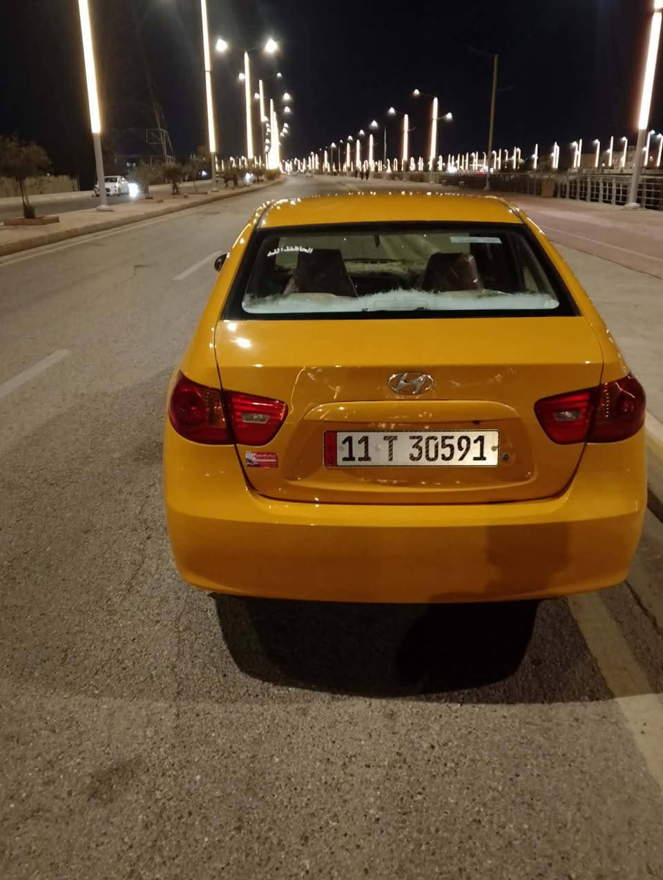 السلام عليكم
النترا 2009 خليجي 
محرك 1600 رقم بغداد 
تحويل مباشر مصفره هيئه 
وغرامه بيها طخه بسيطه بالبدنه
كير محرك صدر تبريد السياره جاهزه المكان الرمادي التأميم 
السعر 88 $ وبيها مجال *********** اعتذر عن بيع القسط
