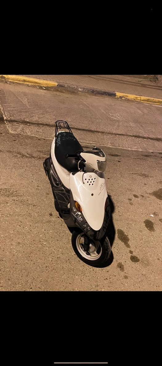 سلام عليكم دراجه تسعه للبيع
جديده كلهه شغاله سلف هندر كامله من كلشي المكان البصرة السعر 400 وبيهه مجال الرقم ***********
