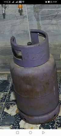 لبيع قنينه غاز متروسه بكان شرطه الخامسه تصال 07779720432