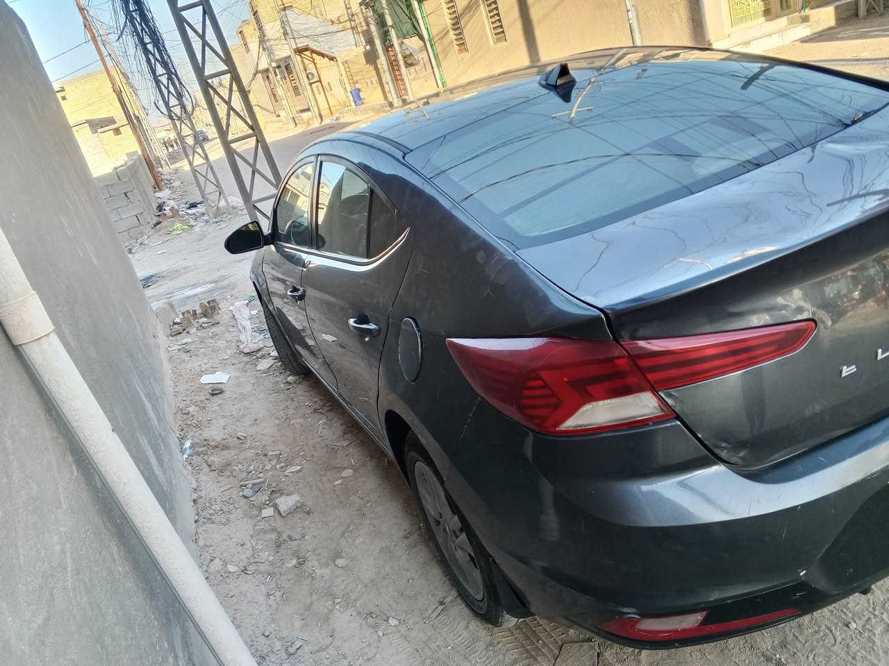 اسلام عليكم انتره وارد امريكي ضربه جاملغ خلف السائق والامامي  بسمي اربيل جاهزه كير محرك تبريد حداديه مكان كربلاء سعر 110 وبيهه مجال ***********
