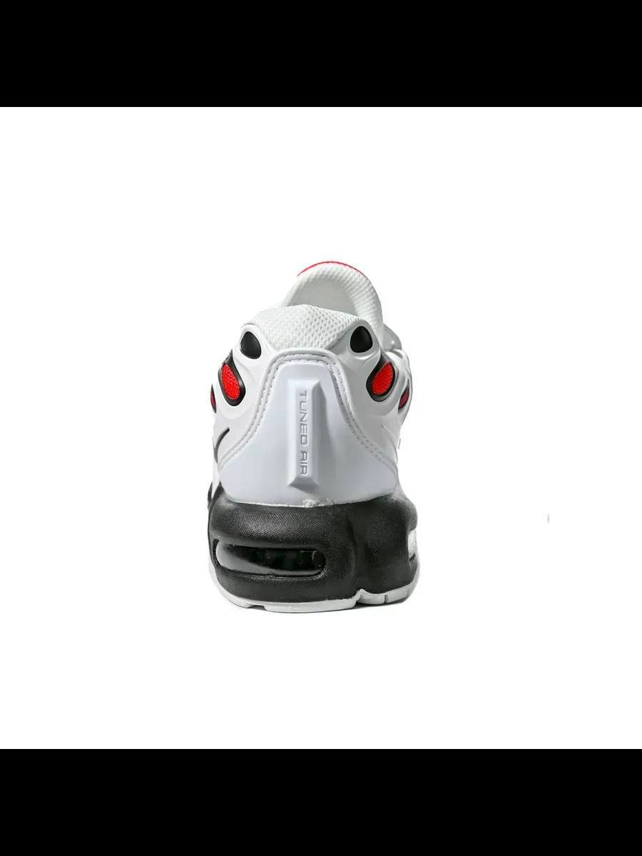 نزل سعرك بما يرضي الله وبالعافية عليكم شباب.
حذاء
Nike Air Max Plus Dri-FIT
القياس 41/5
قياس القدم 26
صناعة فيتنامي باركود. 
جديد لوك بالجيس مامستخدم.
توجد خدمة توصيل للمحافظات كافة.


**إذا كنت صاحب هذا الإعلان وتريد حذفه لأي سبب، رجاءا أرسل رسالة إلى الدعم الفني**