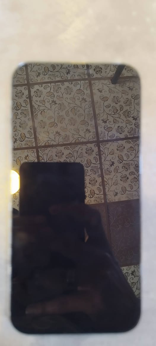 السلام عليكم
12pro Max
256ذاكره 
بطاريه76 
2Sim/دبل 
جهاز ممفتوح ونضافه موجوده بل صور
تواصل ***********
