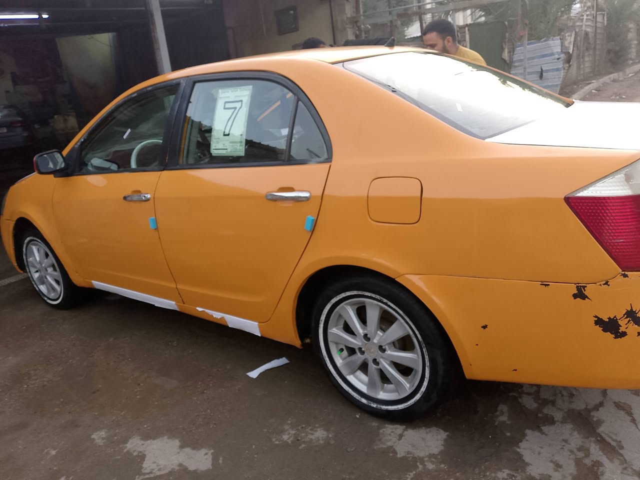 جيلي موبل موديل 12بسمي محرك وكير عادي واكسل مكفورلاتبخيرولاى تنقيص مصبوغه بكانات ابيع مصبوغ حزام سياره خيرمن الله اتراي يخبل عنوان بغدادالزعفرانيه الاتصال ***********السعر 40ورقه وبيه مجال حك الجيه
