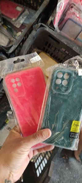 للبيع كفرات ارخص من الجملة عندي كمية  ايتمات مشكلة وكفرات كلة حديثة وسعر جدا مناسب🔥
***********
***********
