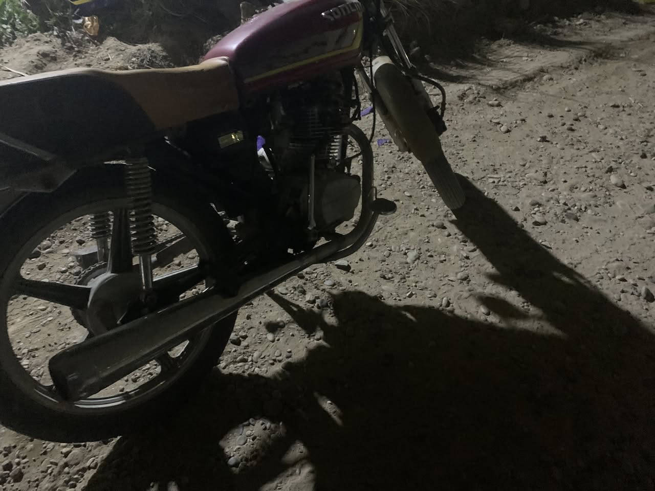 للبيع مستعجل حيل تخم تاير جدد المكينه تبخر شي قليل بدون تنقيص  ٢٥٠ وبيه مجال مكاني بغداد الحسينية


**إذا كنت صاحب هذا الإعلان وتريد حذفه لأي سبب، رجاءا أرسل رسالة إلى الدعم الفني**