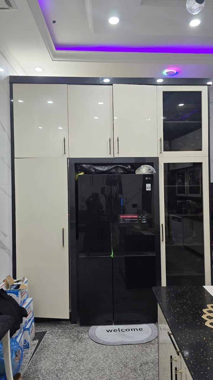 كاونتر للبيع وهذا رقم صاحب الكاونتر
***********
