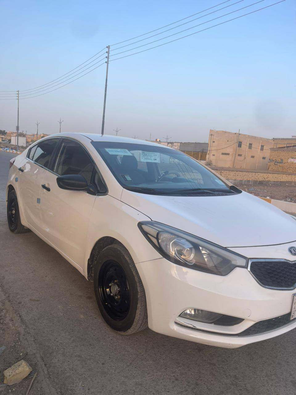 سلام عليكم رمضان كريم  سيراتو خليجي موديل 15 مكفول كفاله عامه من ضربه وتبديل كير كفاله ومحرك كفاله تخم تاير جديد حداديه جديد مكان ناصرية مركز سعر 118 وبيه مجال رقم ***********   كتاب الفحص منشور
