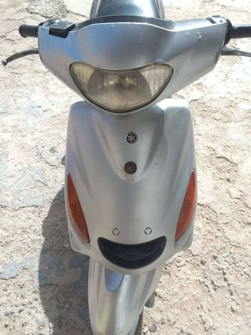 سلام عليكم دراجه اكزز سرعة 100نضيفه كلشي شغال بيها مكاني بابل السعر 400بيها مجال قليل اليحب يراسلني خاص هذا رقم***********
