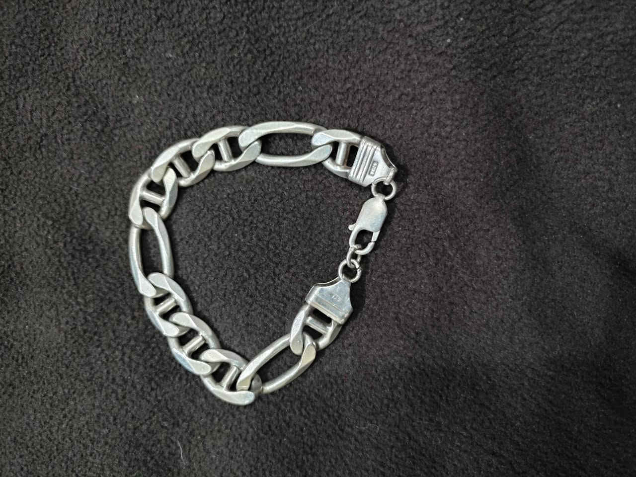 السلام عليكم فضه البيع بيهن جديد مامستخدم فضه كلهن نضيفات غرام 4.5 وذا عندك مراوس هم اراوس وشعندك فضه اشتري


**إذا كنت صاحب هذا الإعلان وتريد حذفه لأي سبب، رجاءا أرسل رسالة إلى الدعم الفني**