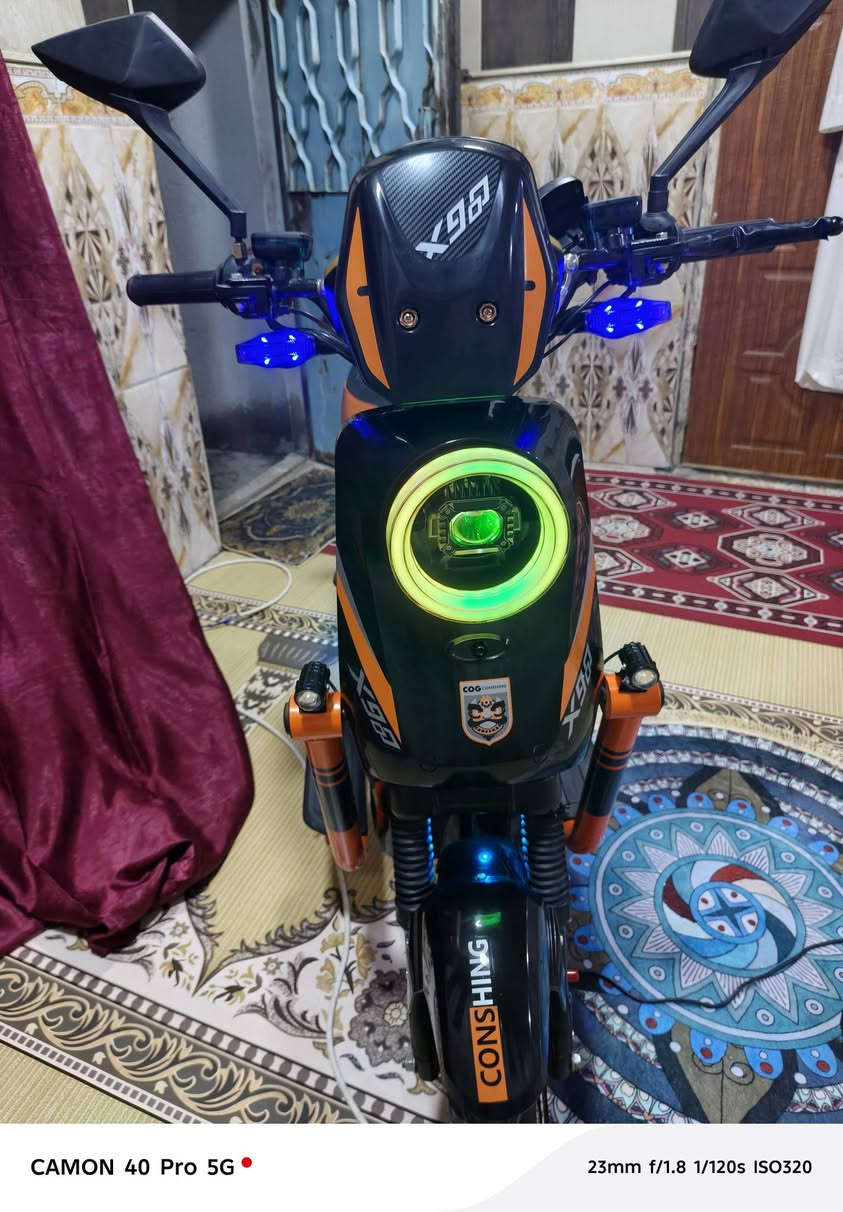 دراجه اكس x900

33 امبير 
نضافه فولل تجي تشوف بعينك 

سويجات كامله 

شاحنته الاصليه 
سرعة 112

كهربائ شغاله
سعر 500 وبيه مجال قليل

البصرة الحيانيه 

رقم ***********
