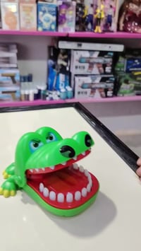 لعبة التمساح • طيور الجنة • توصيل