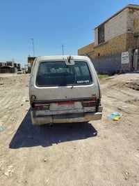 سياره كيه بسته للبيع موديل ٩٣ سعرها ١٥ وبيها مجال والاستفسار على هذا ا...