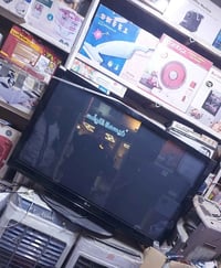 شاشه حجم ٥٠ جديد لبيع ‎0782 213 9513