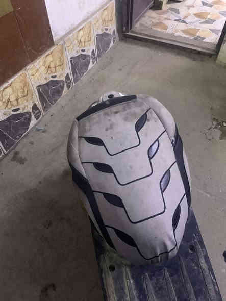 السلام عليكم دراجه عبد الحليم ناشفه نقصها بس صفاح رايدها مراوس ب دراجه بيجي تسع زروف الرقم  بس واتساب اتصال  او رساله ***********
