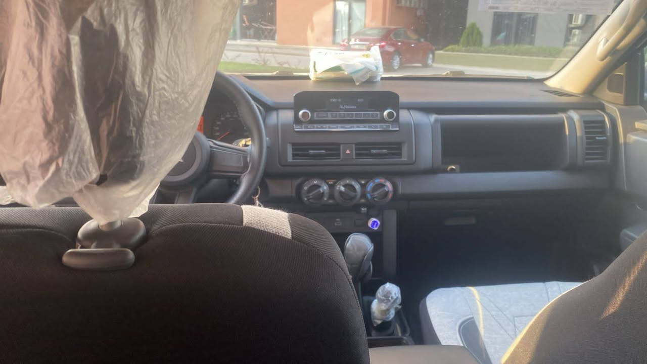 السلام عليكم ورحمة الله وبركاته
موديل ٢٠٢٥  تبريد مركزي  فور ويل
رقم بغداد  مكفوله من الزلغ
***********
