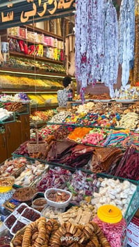اغراض محل كرزات جديدة للبيع التفاصيل اكثر اتصل على الأرقام التالية 077...