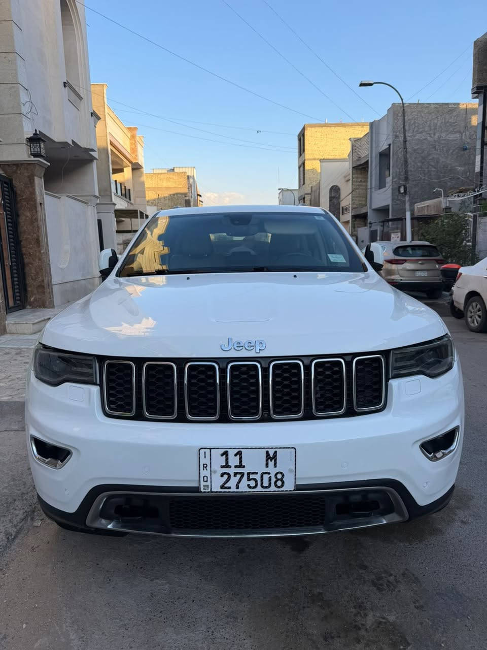 لاريدو فول 1/1 لمتد خليجي موديل 2019
مواصفات معروفة ماحب اطول بل كتابة
السونار موجود بل نشر سيارة حلوة كلش وسعرهة زين 
 بيع مستعجل 230$ ليحب يجي شراد يدلل عنوان كرادة***********
