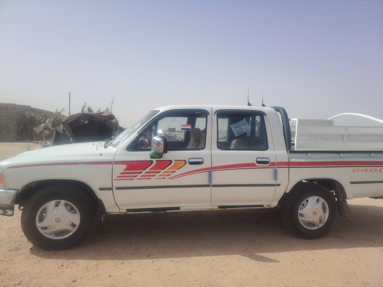 السلام عليكم
سيارة للبيع 

موديل 95  سنويه جديده سيارة بأسمي تحويل مباشر 

رقم مثنى محرك كروسيدة شاصي مكفول كشره نظيفه 

شراي يتصل (***********)
