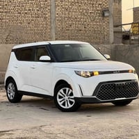 للبيع كيه صول موديل 2024 موصفات تحكم جهتين حاكيه مانع نزلاق شاشه كبيره...