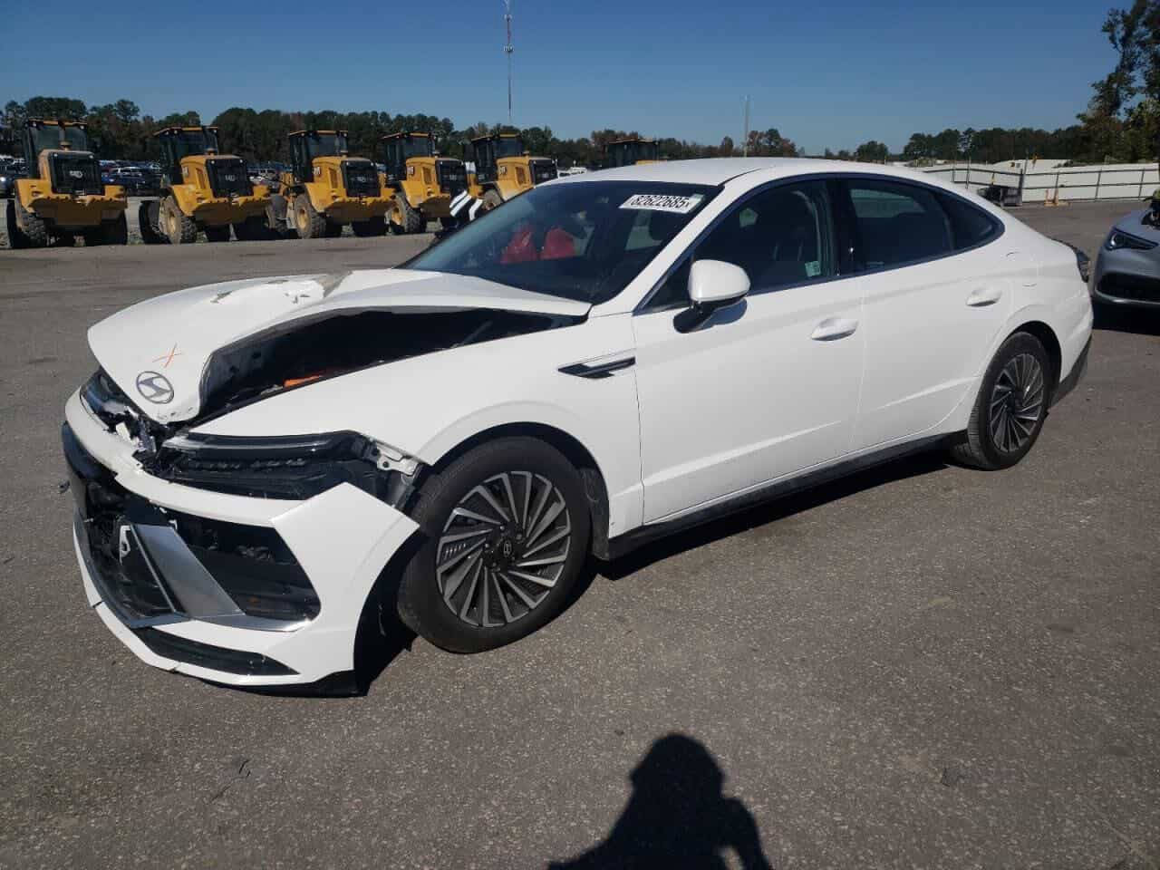 سوناتا هايبرد 24 سياره فول موصفات ما عده الفتحه سياره بدون ارباكات حادثهابس بنيد حتى دعاميه سليمه سياره بعد يومين اطب البصره ترهم كتاب شهداء اتصل ع ***********
