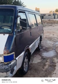 للبيع او مراوس بسياره صالون 07835967323