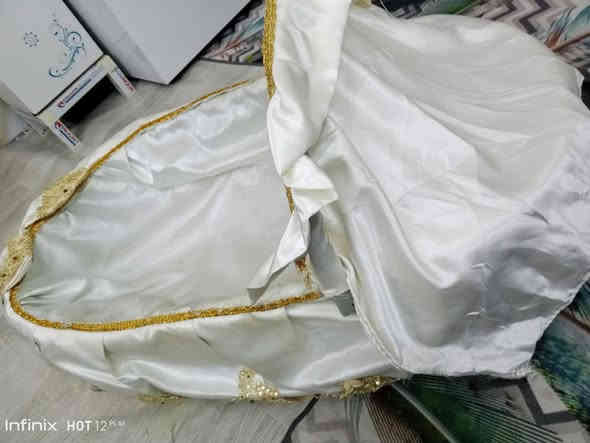 كاروك للبيع 30وبي مجال في الديوانية ***********
