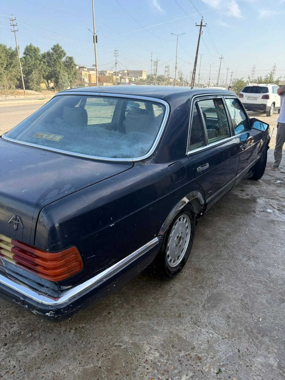 السلام عليكم مارسيدس جامنو موديل ٨٥للبيع او المراوس  محور بطه 3000  لسياره عوزها ترتيب  بسم صاحبي  رقم نجف سنويه ماصاقطه لل٢٨  وتخم تاير غرفه كهربائيه  لسعر٣٥ وبيه مجال مكاني نجف شارع المدينه اللاستفسار ***********
