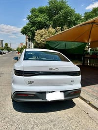Byd  سیل 05 مۆدێل 2025 ،سپی بێ بۆیاخ بێ لێدرا نزیکی سفرە تەنها 7000 ڕۆ...