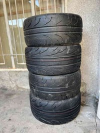 طقم ٤ تايرات • سيمي سلك • ٢٥٥/٣٥/١٨