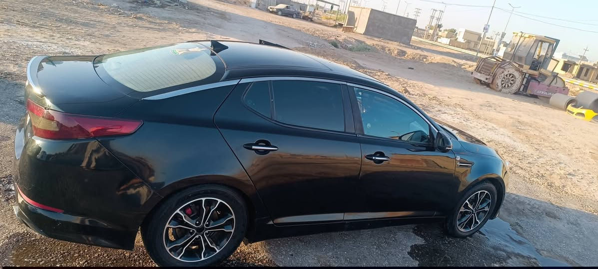 السلام عليكم
للمراوس فقط بخصوصي بدون بيع 
اوبتما امريكي 2013 
2000 تيبرو ماشيه 180 ميل
فول مواصفاات للاخير ✨VIP✨
محرك حاويه جديد
كهربائياات شغاله
صبغ حزام جماليه
حادثها امريكا جاملغ وباب عكس سايق 
مكانها الديوانيه باسمي السياره 
‏‪***********‬‏
