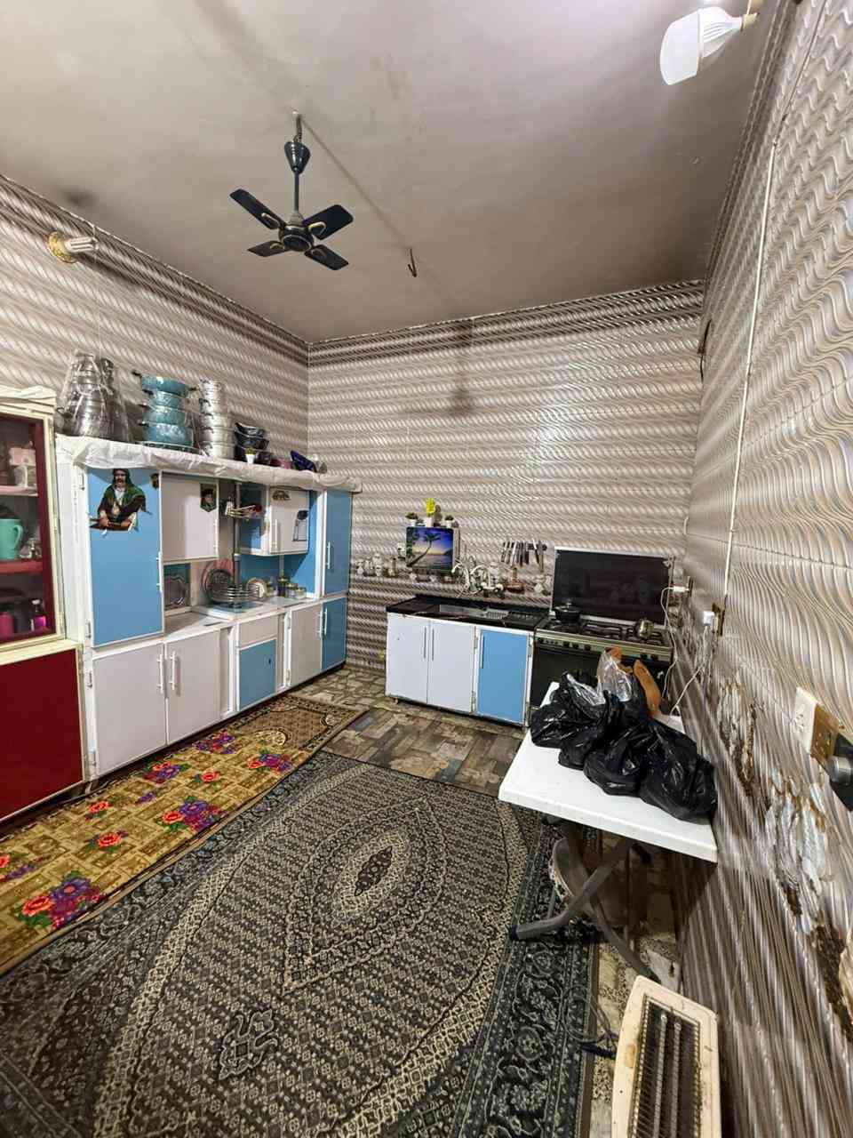 🏯بيت 100مربع طابقين
طابق الارضي يحتوي على مطبخ +صاله +استقبال +كراج سياره يصلح الى مطبخ  
♦♦♦♦♦♦♦
طابق الثاني يحتوي على 3غرف +صاله
♦♦♦♦♦♦♦
عنوان ديوانيه حي العسكري الثاني  قرب جامع الامام الحسين 

غير متواجدين على فيس

رقم  صاحب الدار ***********
سيد عمار  

سعر 130 وبي مجال
