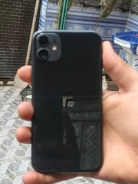 آيفون ١١ • ٦٤ • فيس ايدي شغال