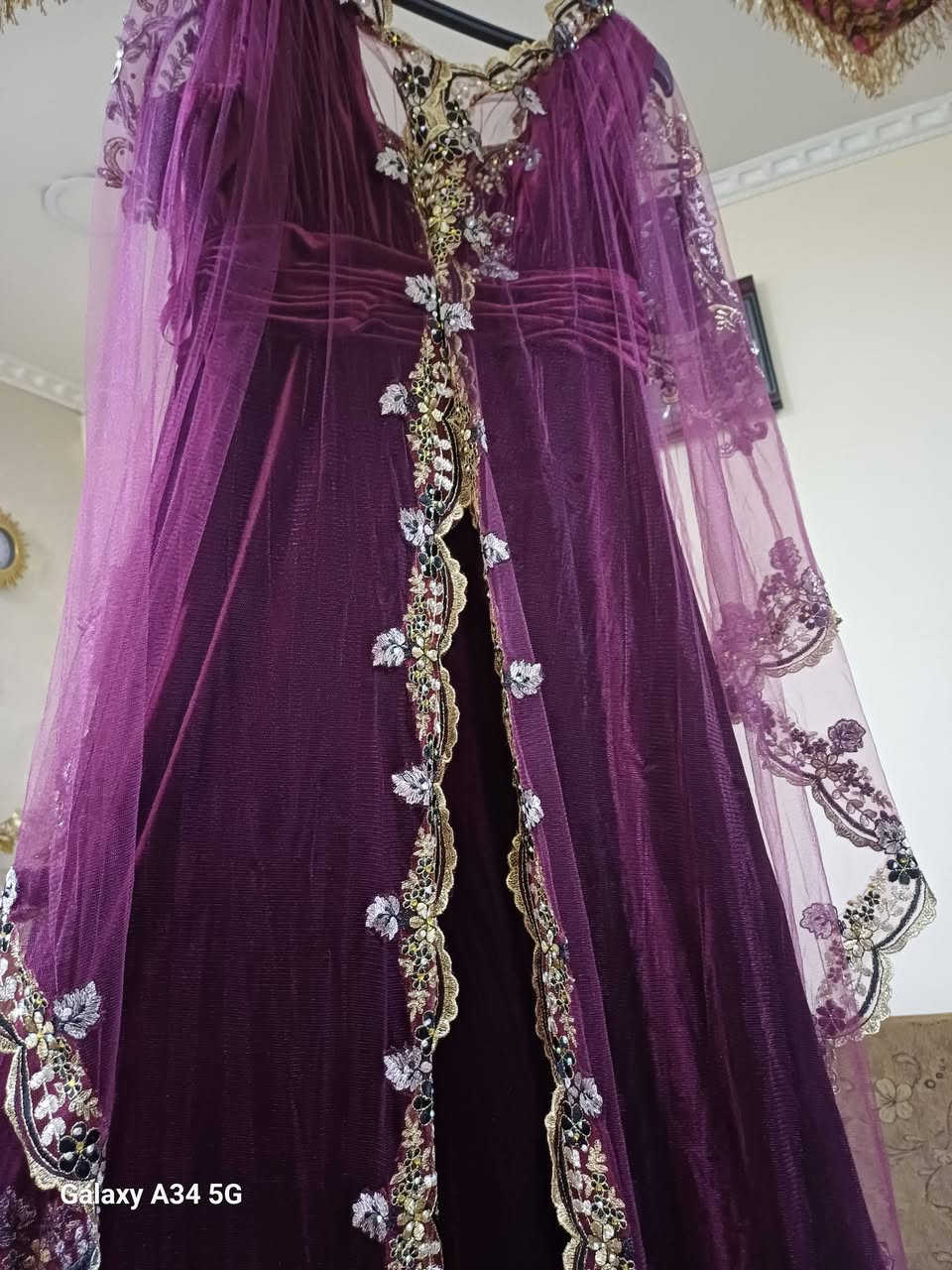 السلام عليكم
فساتين للبيع بأسعار مناسبة تلبس قياس ٤٦ و٤٤


**إذا كنت صاحب هذا الإعلان وتريد حذفه لأي سبب، رجاءا أرسل رسالة إلى الدعم الفني**